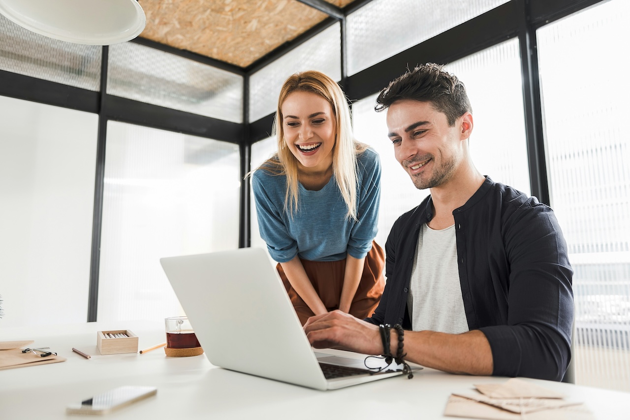 MailerLite vs Gluuer for Simple Lead Capture
