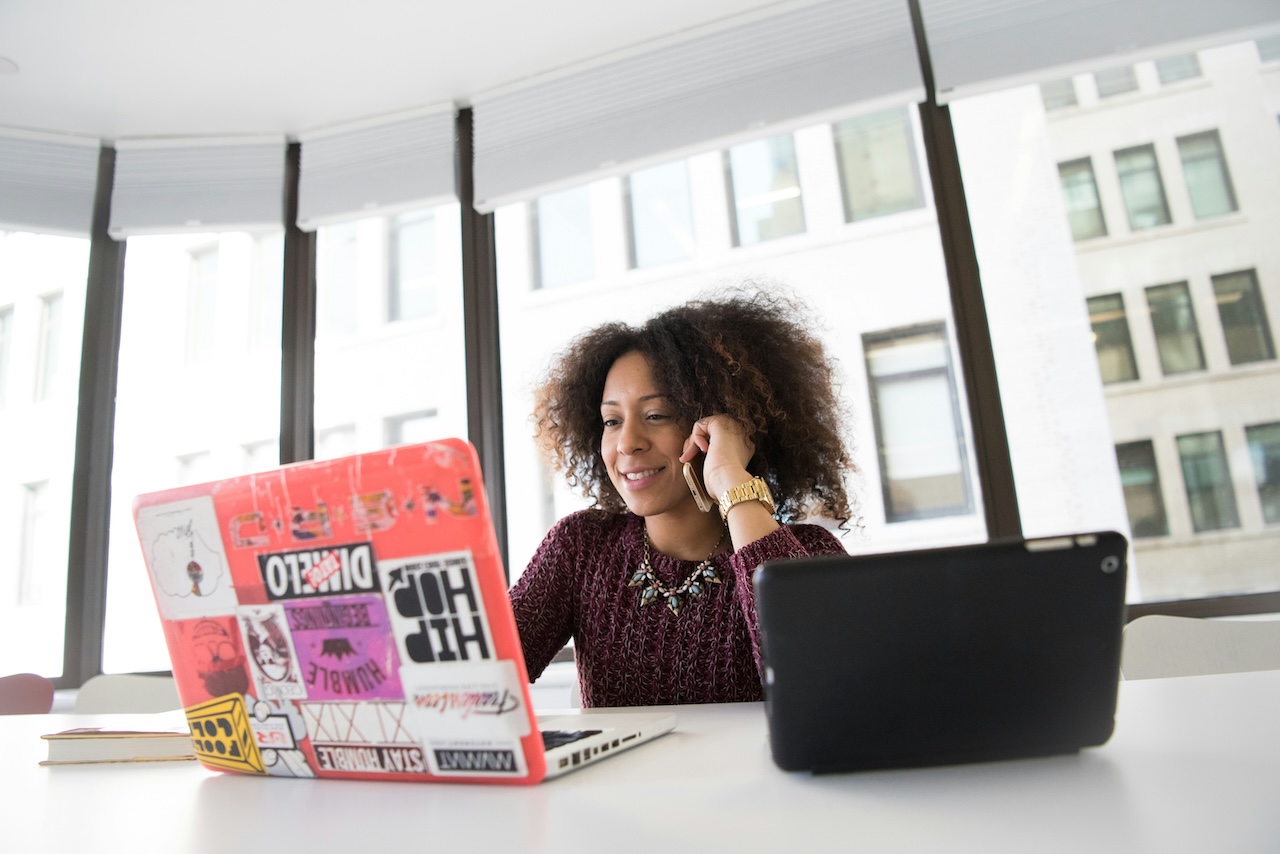 Best Carrd Alternatives for Lead Magnet Campaigns