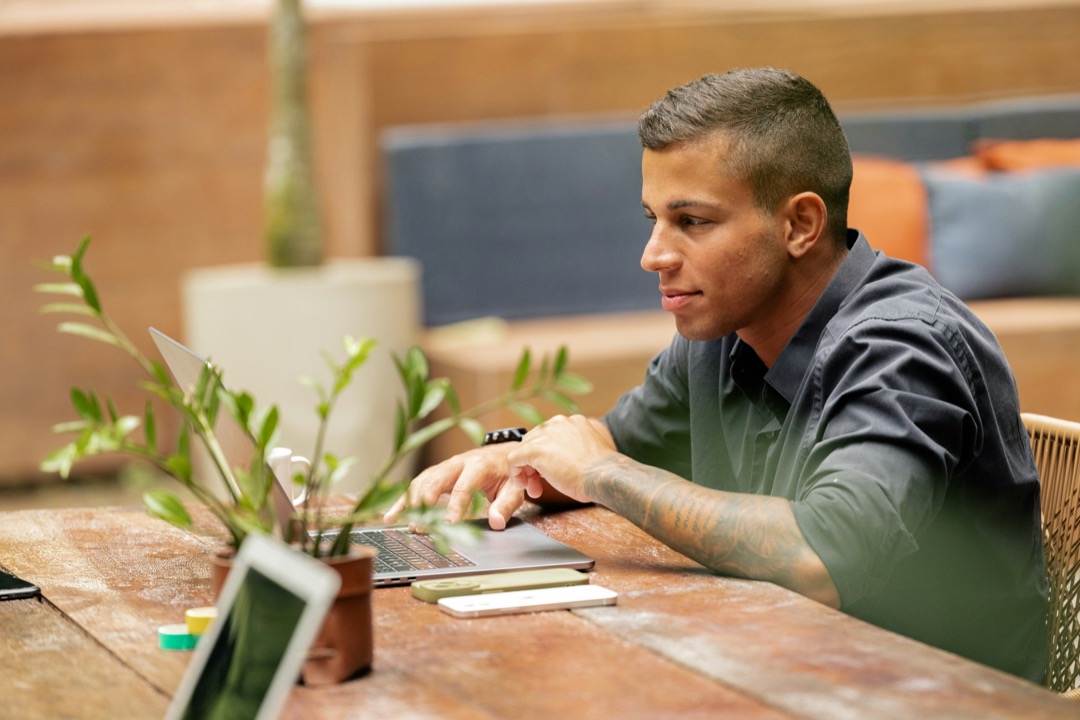 How to Host a Lead Magnet Without Building a Landing Page